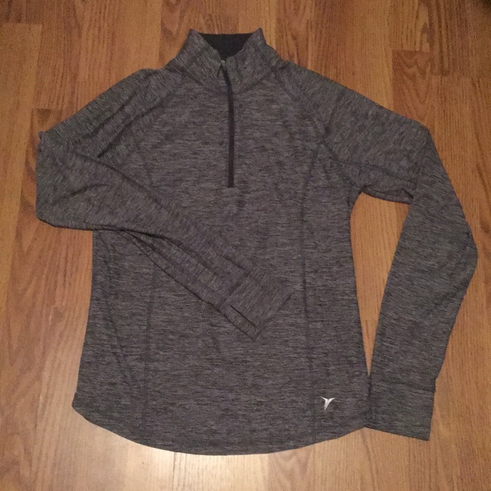 Quarter zip active pullover